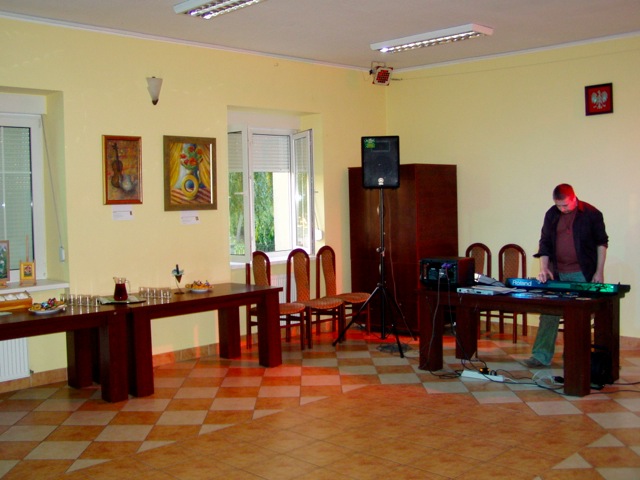 Loading Image